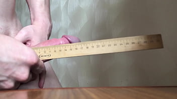 How ti 19 cm cock is slow rising, and become bigger, bigger, and more bigger without hands!